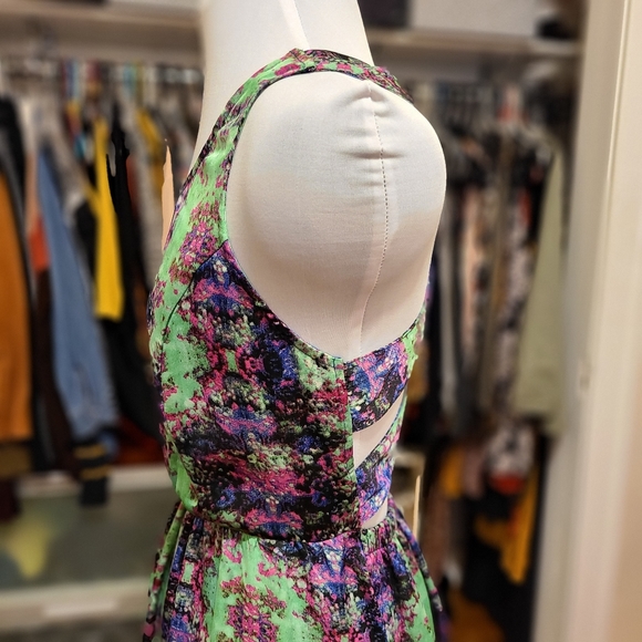 EUC Silky Maxi Dress - Picture 7 of 8